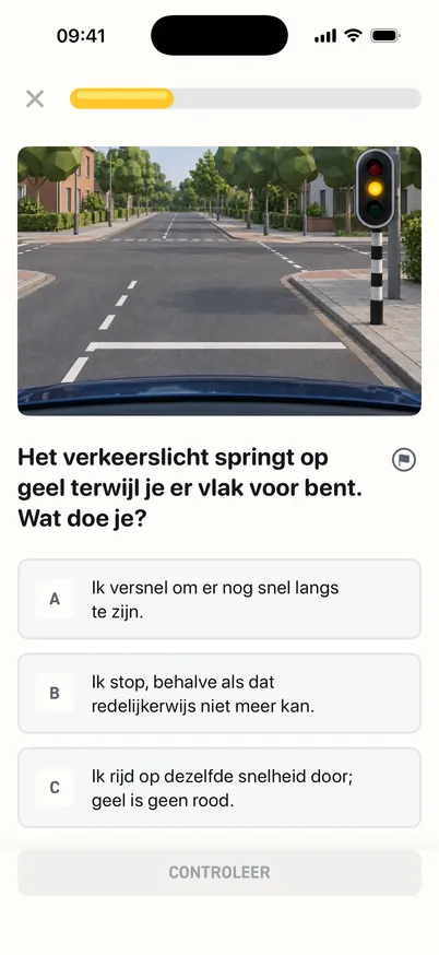 Lesvraag bij een foto van een geel verkeerslicht: Het verkeerslicht springt op geel terwijl je er vlak voor bent. Wat doe je? Drie antwoorden A, B en C.